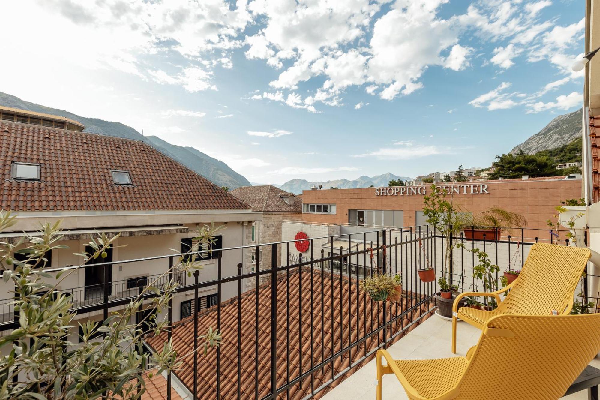 Kotor Central Point Exterior photo